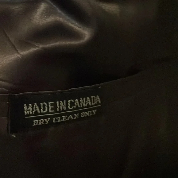 Vintage All WOOL Fur collar warmest Coat MADE IN CANADA SALE ✅ - Picture 9 of 13